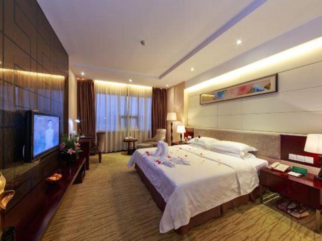 Fortune Hotel Лунъян Экстерьер фото